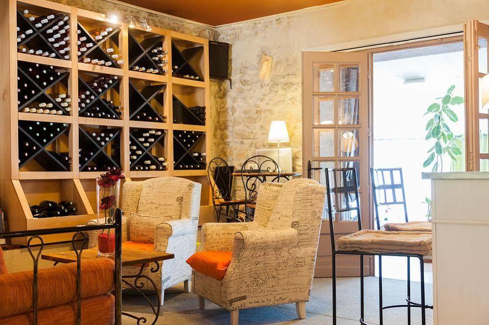 Logis Le Relais Sarrasin Otel Vezenobres Dış mekan fotoğraf